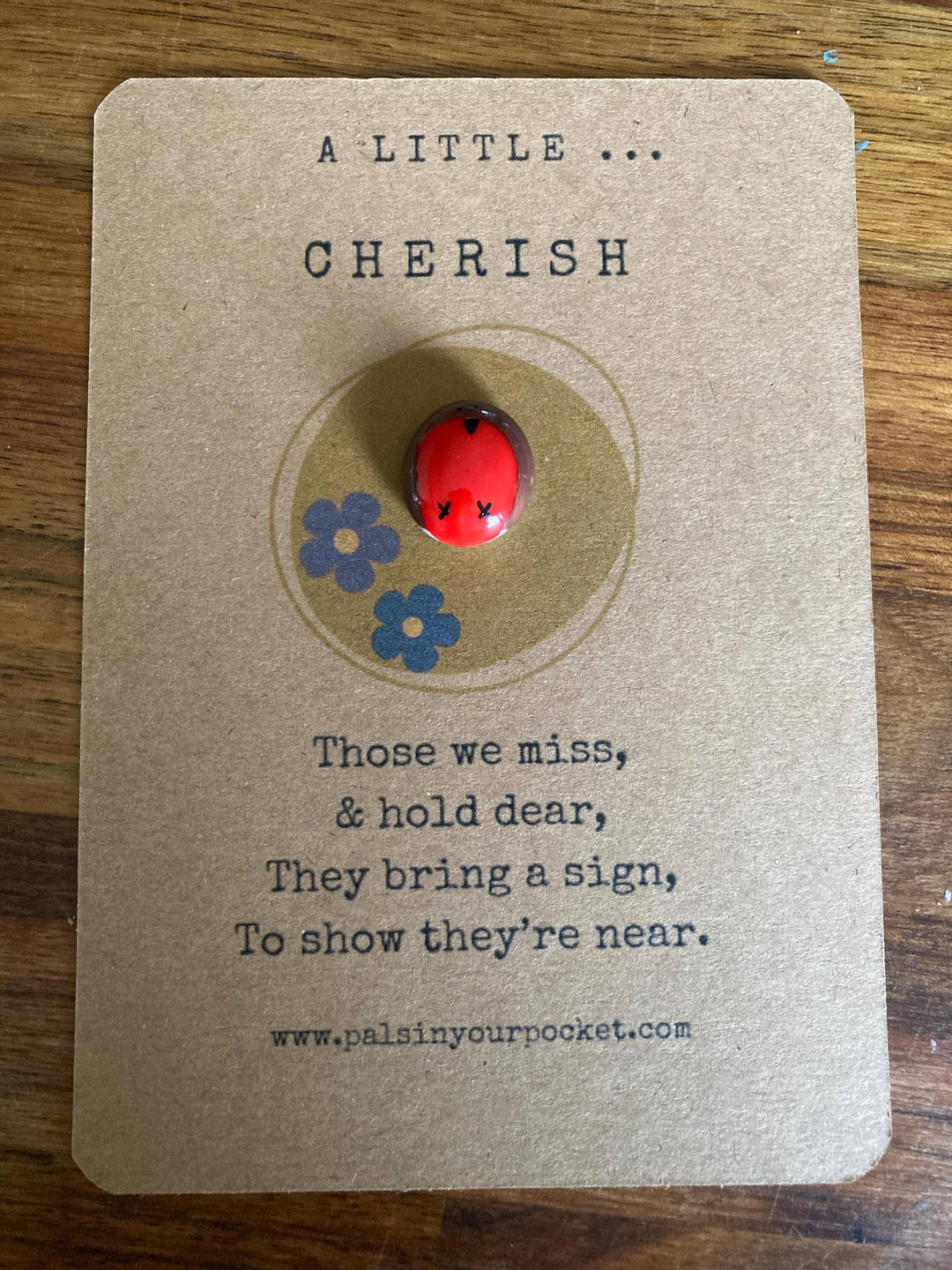 Robin Pebble Grave Marker - Outdoor Sympathy Gift