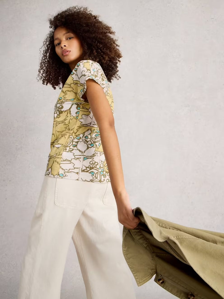 NELLY NOTCH NECK TEE WHITE PRINT