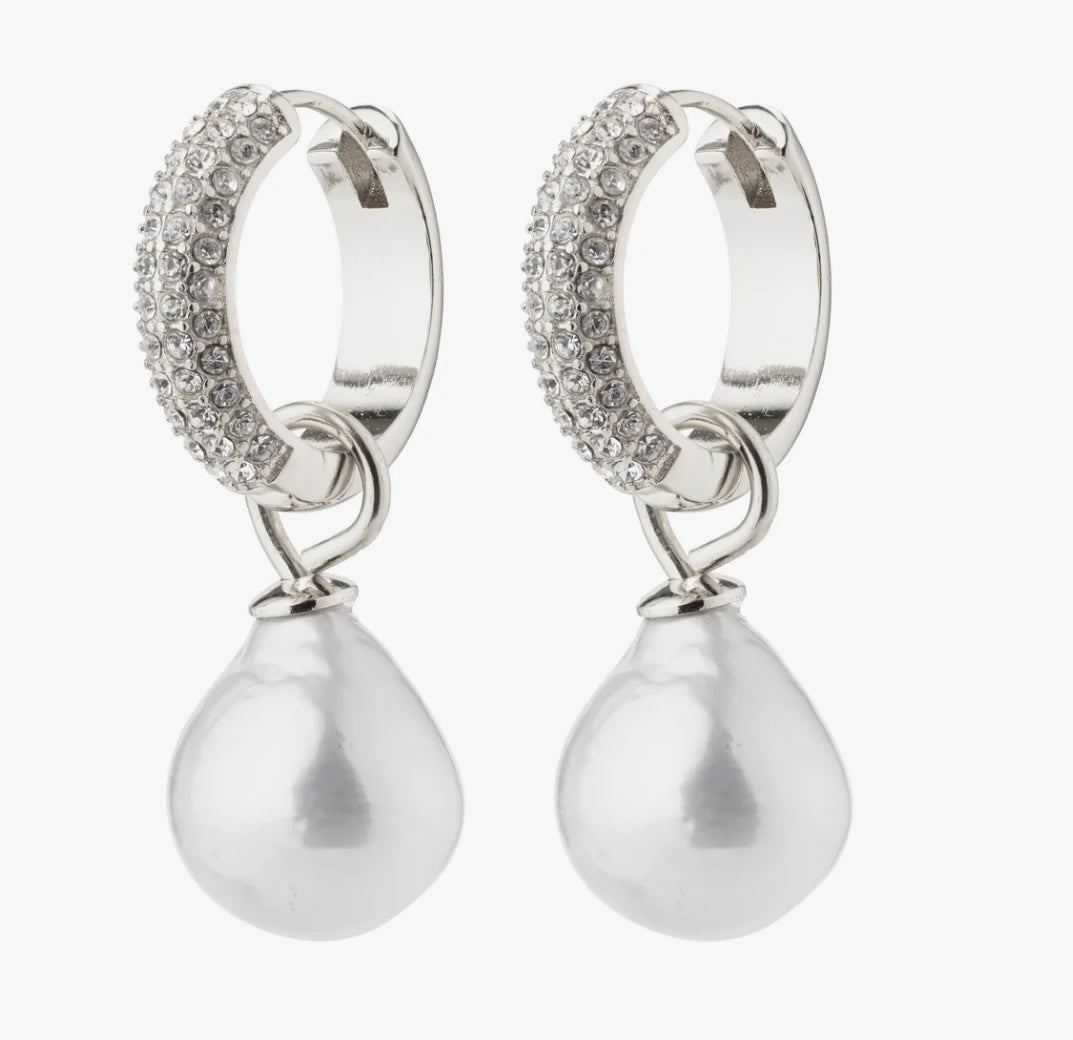 EDELE PEARL EARRINGS SILVER PLATED