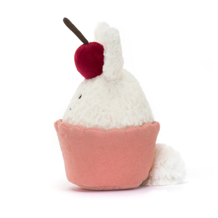 DAINTY DESSERT BUNNY CUPCAKE