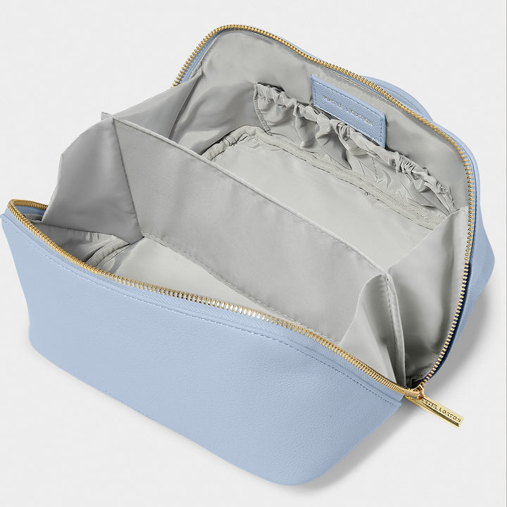 MEDIUM MAKE UP WASH BAG BLUE AURA