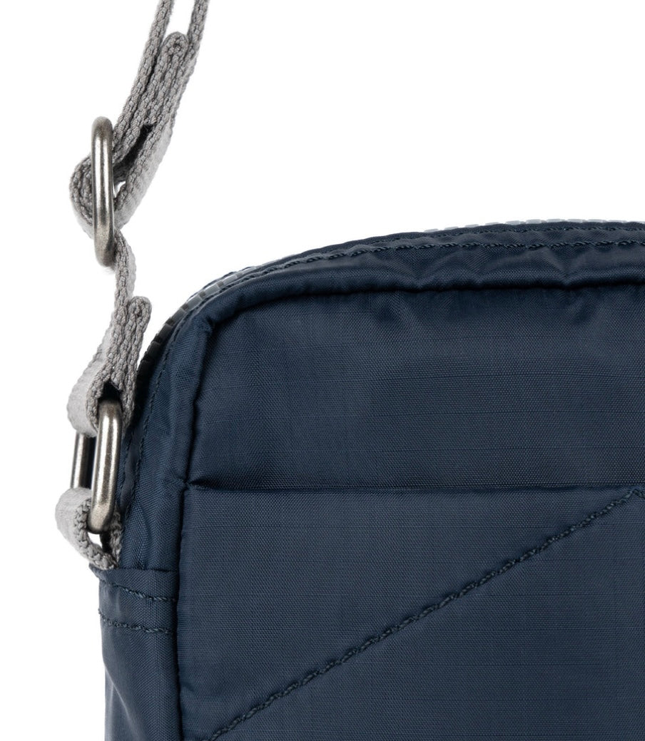 NAVY BOND RECYCLED NYLON RIPSTOP BAG