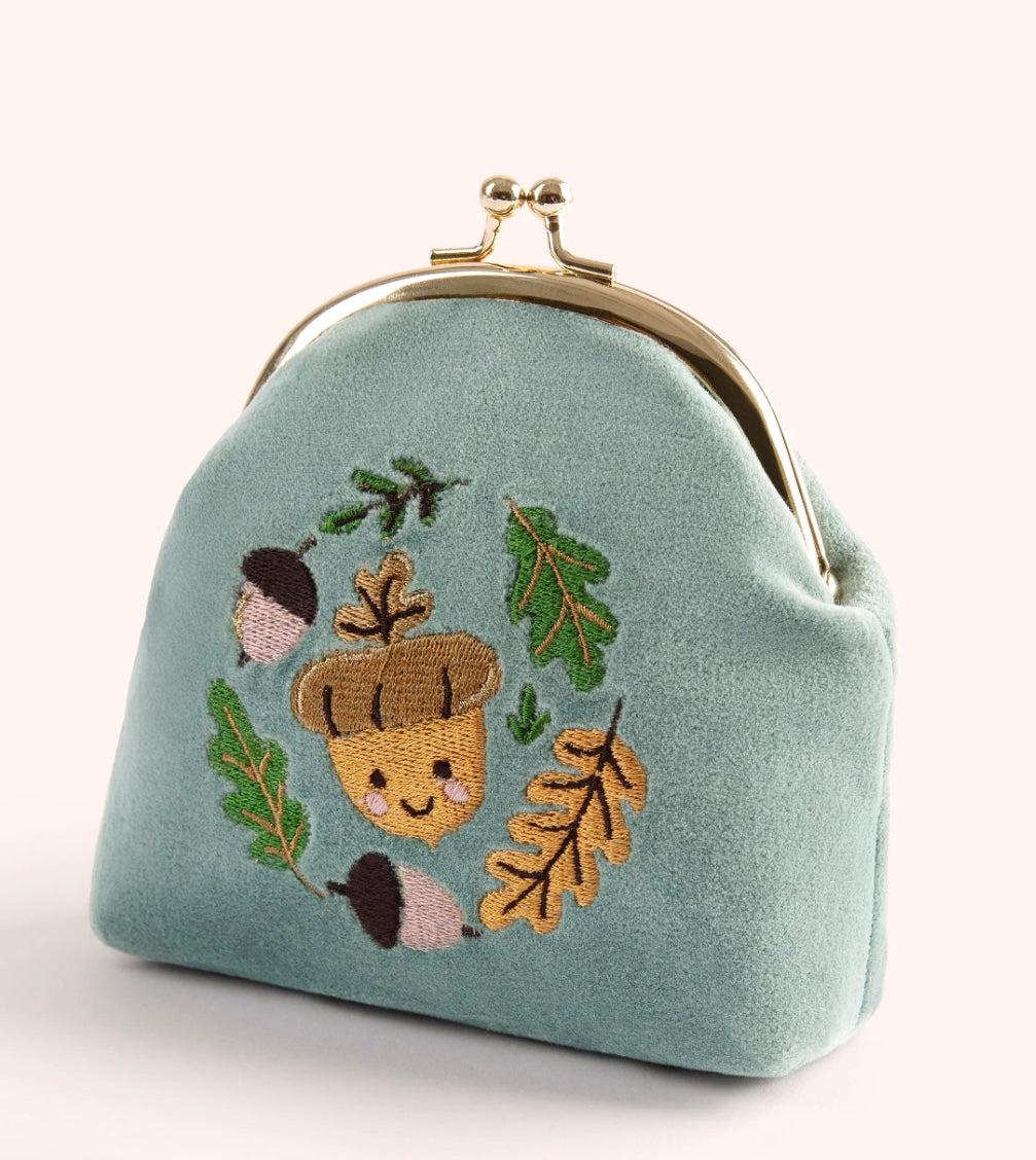 CLASP PURSE HAPPY ACORN
