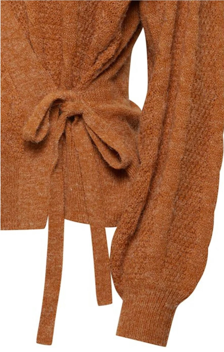 SUGAR ALMOND NOVO CARDIGAN