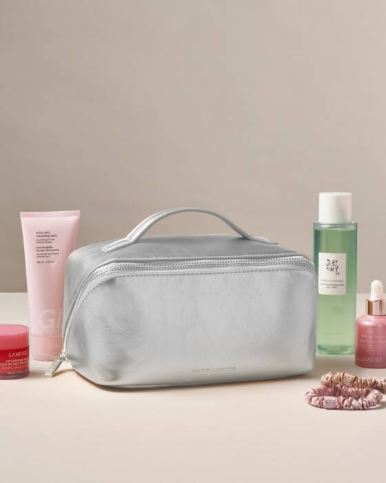 MEDIUM PATENT CRACKLE FOLD-OUT MAKEUP & WASH BAG