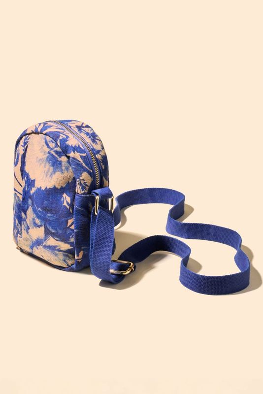 CHINA BLUE CANVAS BAG
