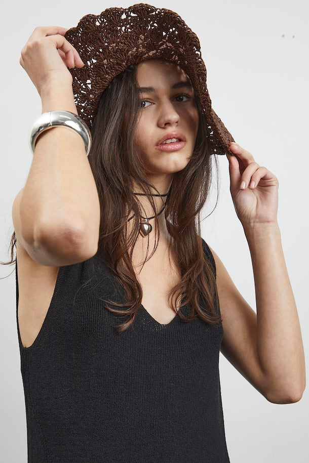 BRYNNE HAT