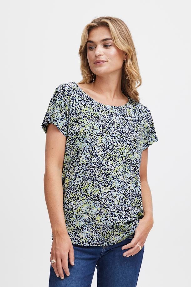 NAVY FLORA TEE