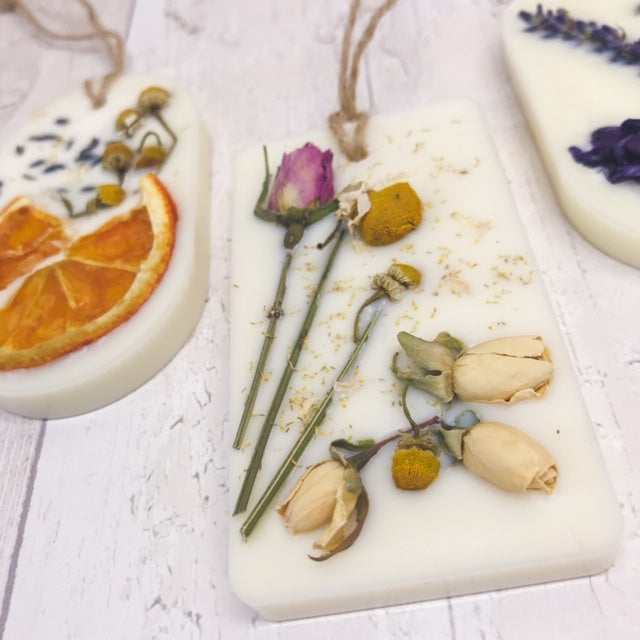 DELIGHT BOTANICAL SOY WAX FRAGRANCE HANGER