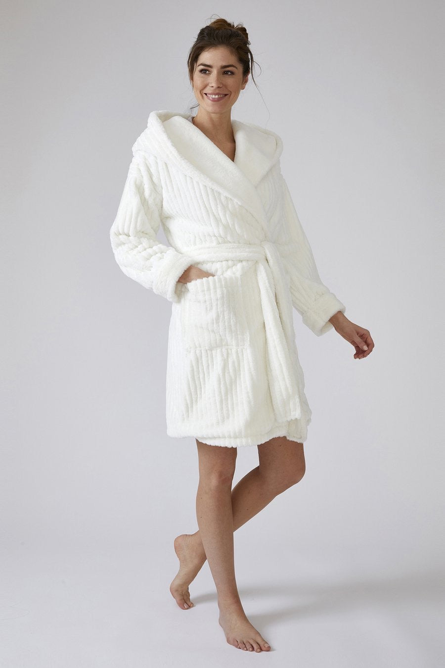 CREAM CLOUD ROBE