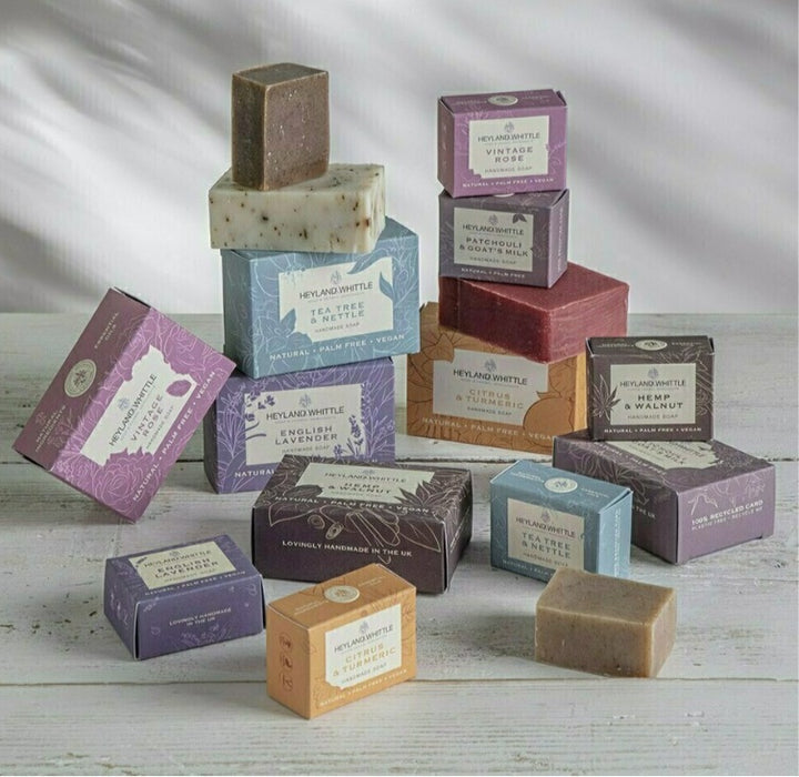 ENGLISH LAVENDER PALM FREE MINI FAVOUR SOAP