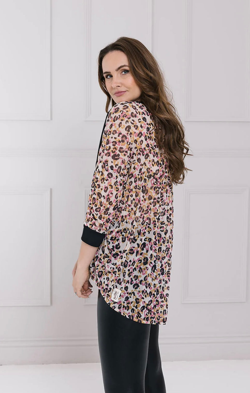 ABSTRACT ANIMAL SHIRTY CHIFFON BACK TOP