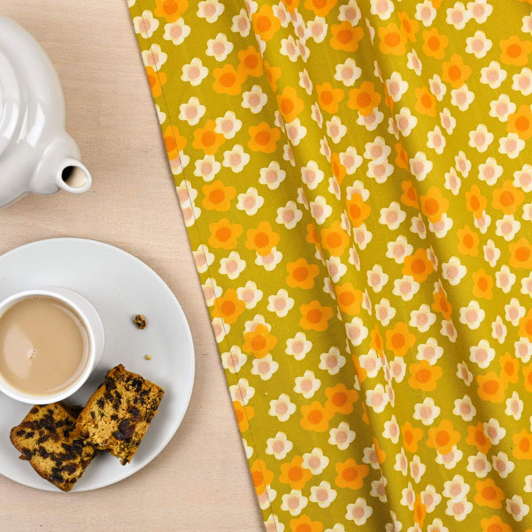 RETRO FLORAL TEA TOWEL