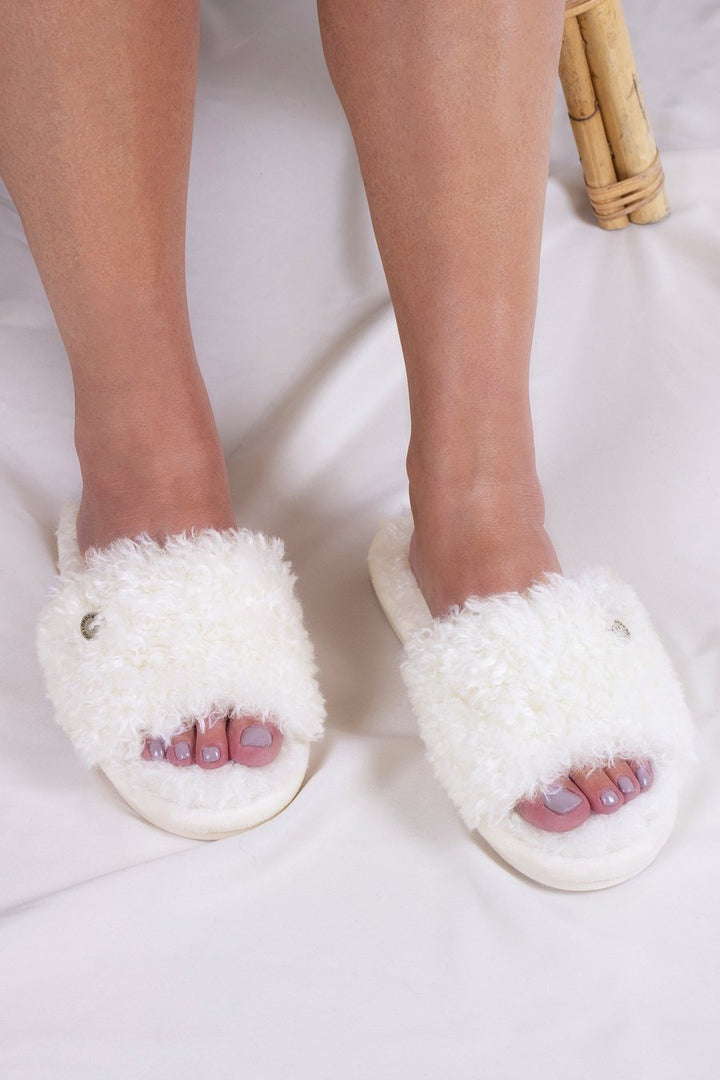 CANDY IN VANILLA SLIPPERS