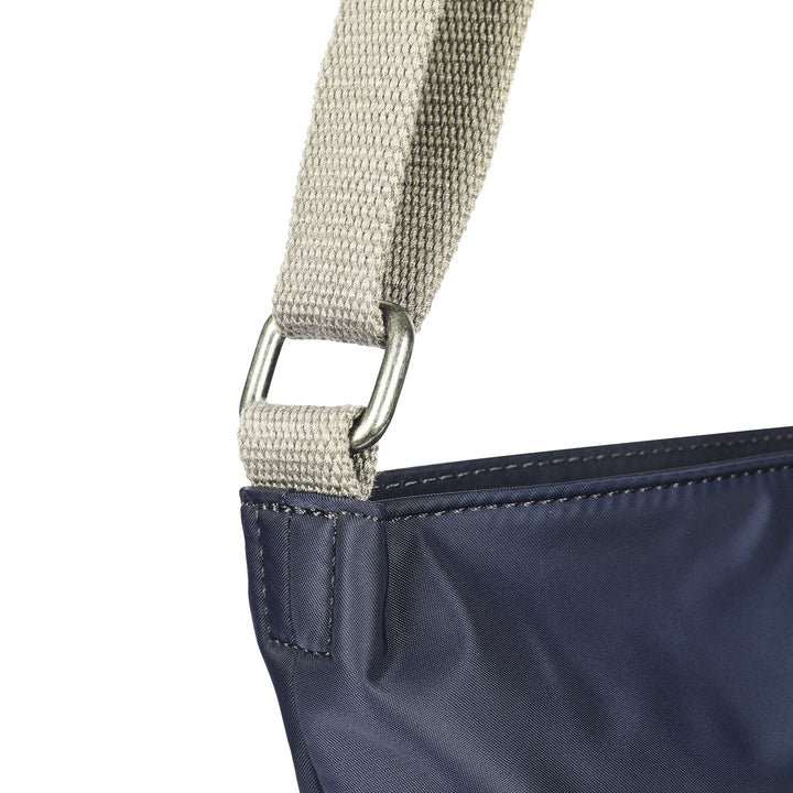 MIDNIGHT NAVY KENNINGTON SUSTAINABLE MEDIUM CROSSBODY BAG