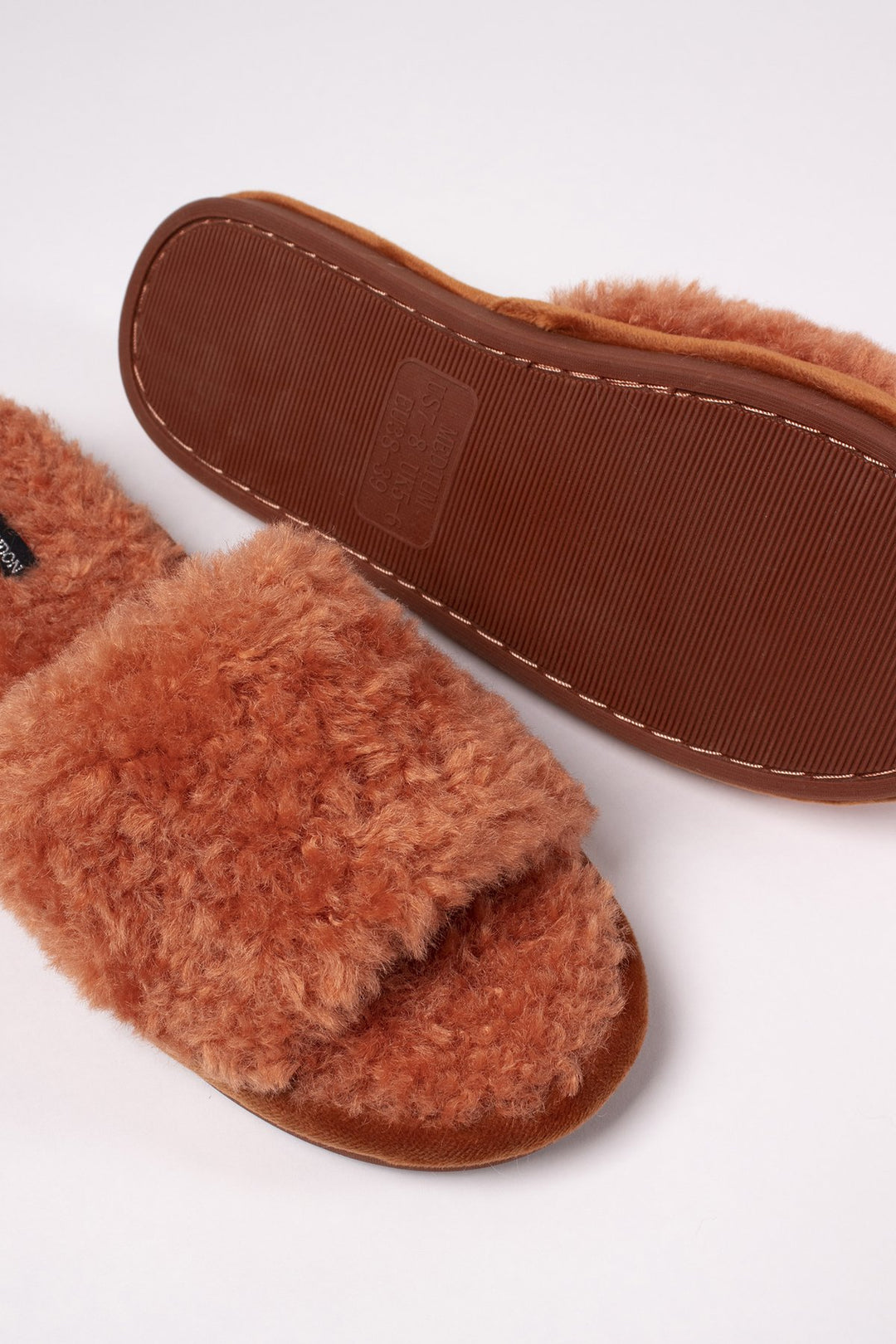 CANDY IN SPICE SLIPPERS