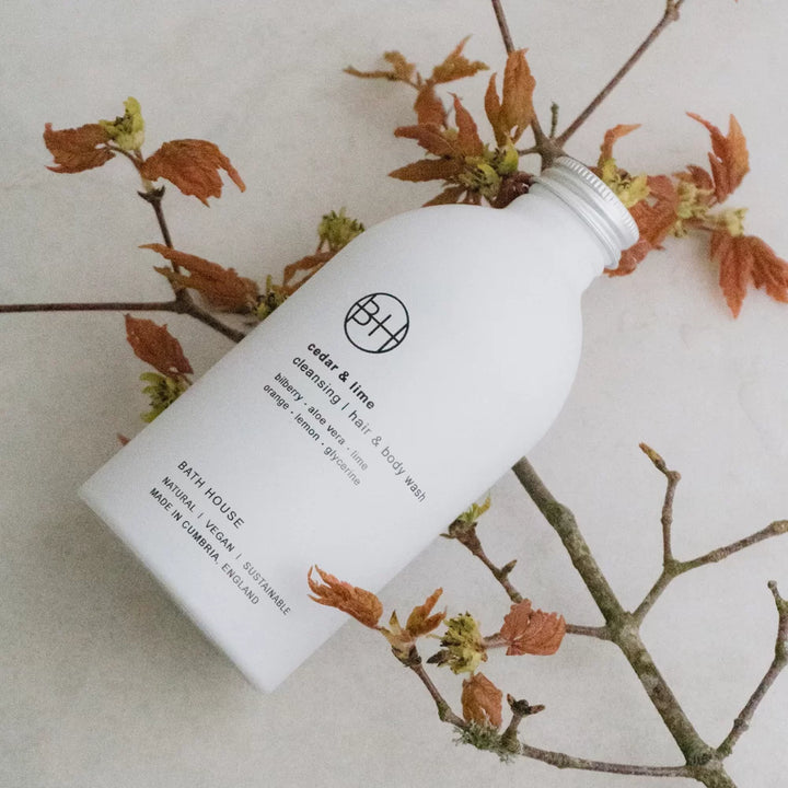CEDAR & LIME CLEANSING HAIR & BODY WASH