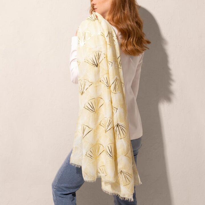 METALLIC YELLOW SHELL PRINT SCARF