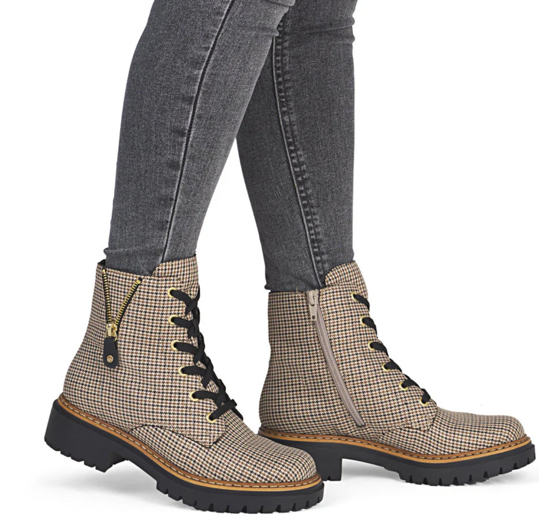 72617-60 BEIGE BOOTS