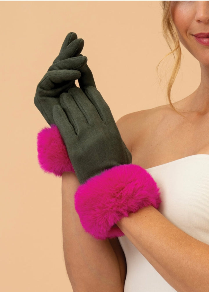 BETTINA OLIVE & MAGENTA GLOVES