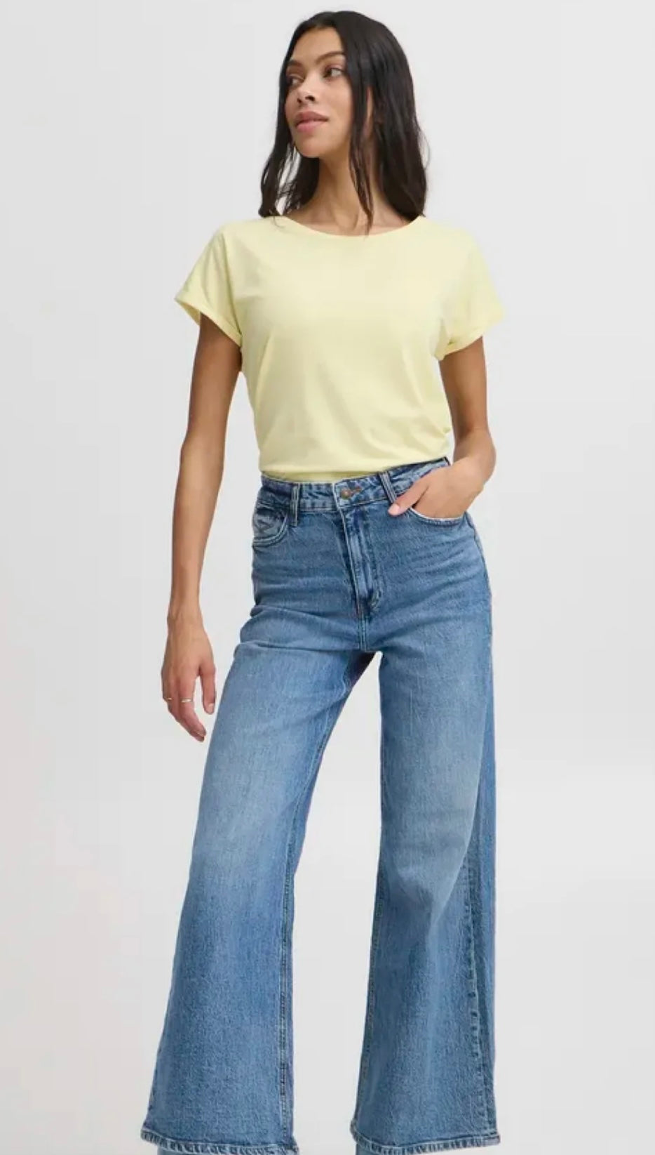 LEMON GRASS PAMILA T-SHIRT