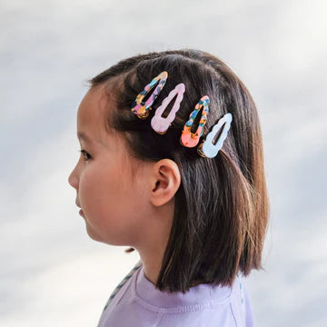 SCALLOPED ACETATE CLIPS