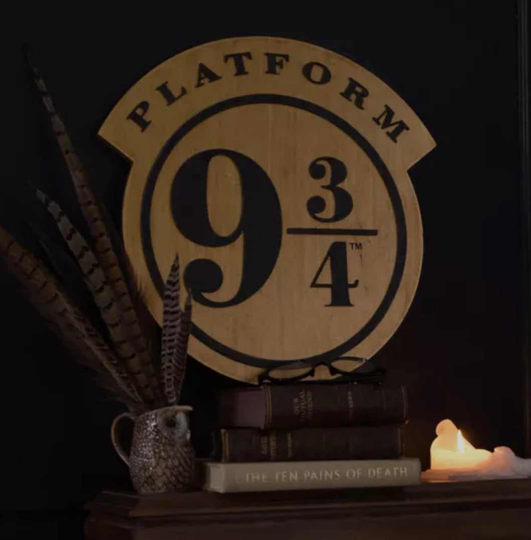 WARNERS BROS HARRY POTTER ALUMNI PLATFORM 9 3/4 SIGN