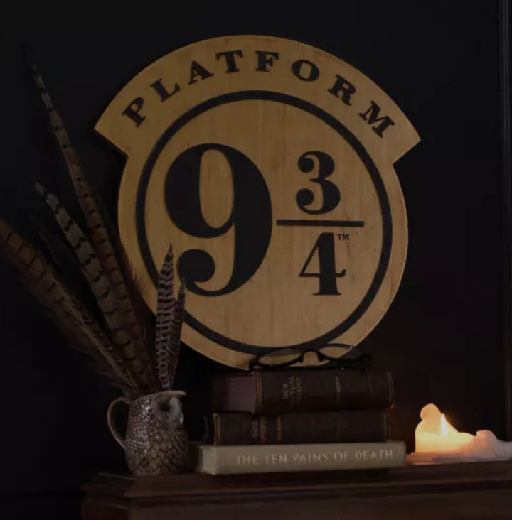 WARNERS BROS HARRY POTTER ALUMNI PLATFORM 9 3/4 SIGN