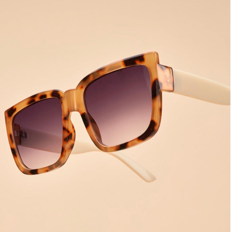 LUXE TORTOISESHELL/COCONUT ELLERY SUNGLASSES