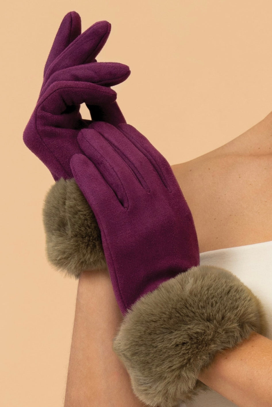 BETTINA DAMSON & OLIVE GLOVES