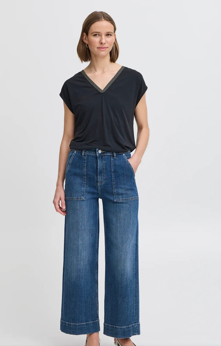 PERL DECO NECK TEE