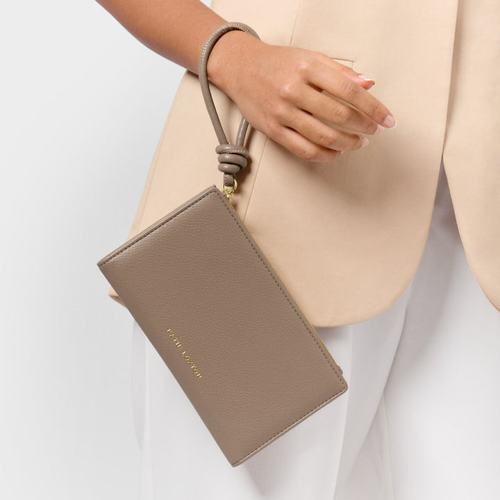 ASHA FOLD-OUT WRISTLET MOCHA