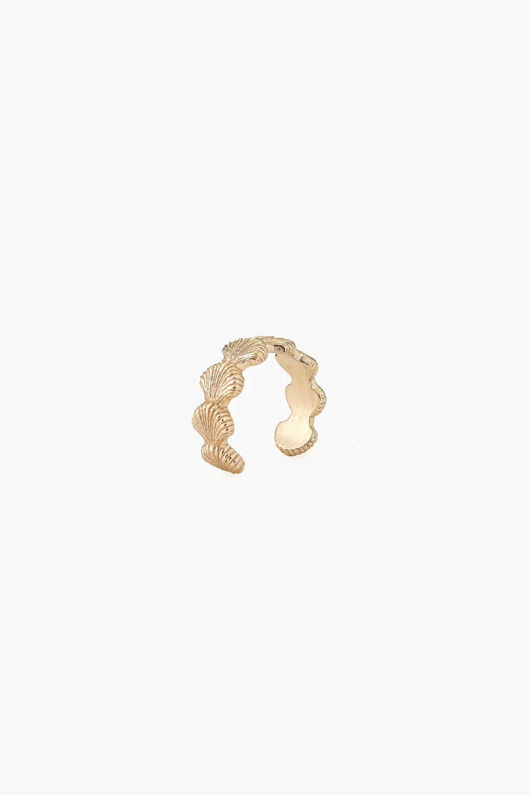 SHELL GOLD EAR CUFF