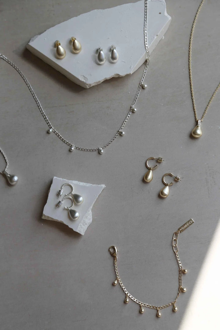TEARDROP EARRINGS SILVER