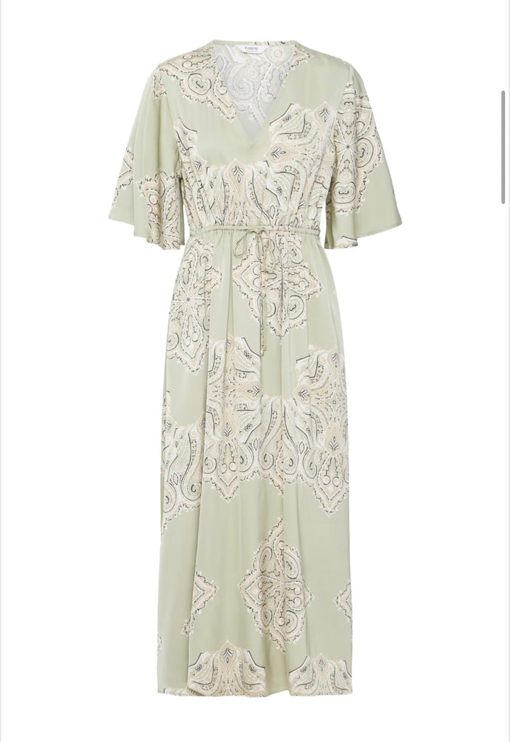 JANNIKE DRESS TEA PAISLEY MIX