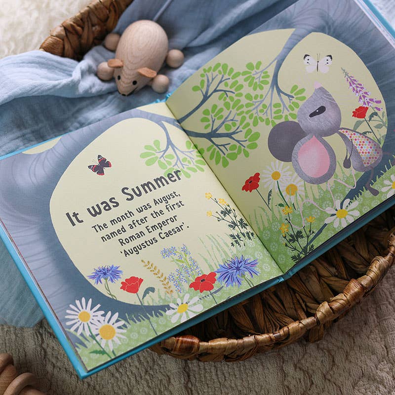 Born In August Gift Book | Baby Shower Gift | Personalised |