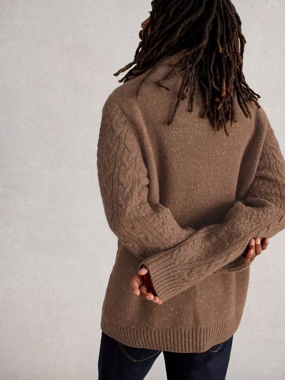 BERKLEY SHAWL NECK MID BROWN