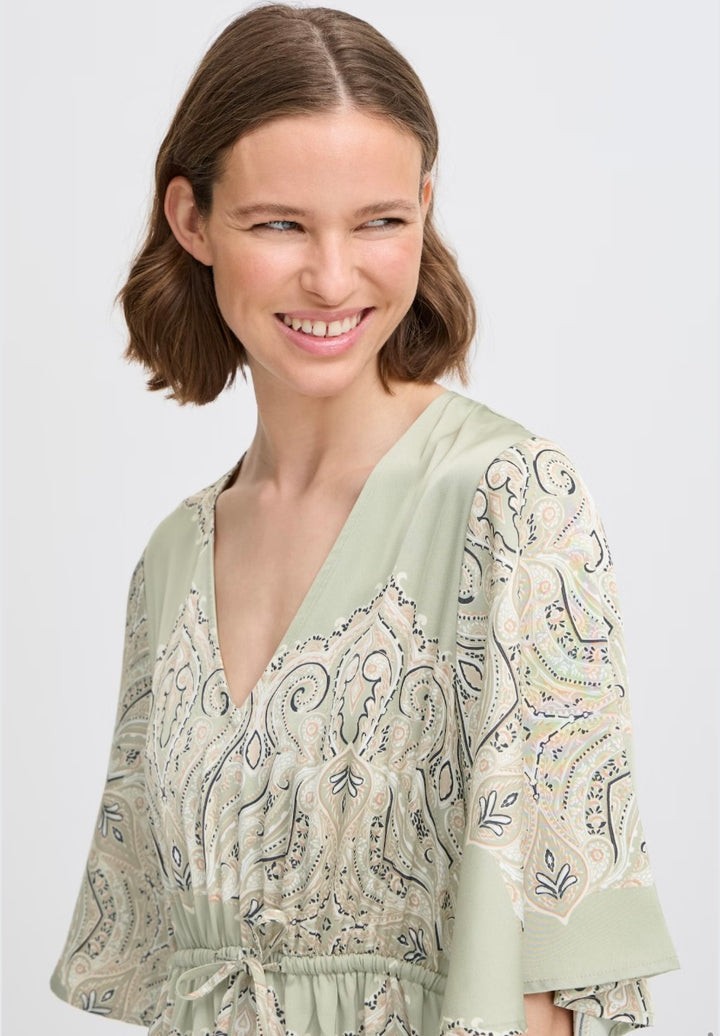 JANNIKE DRESS TEA PAISLEY MIX