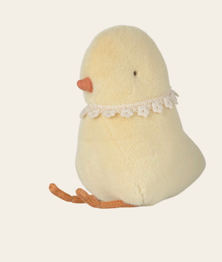 EASTER EGG WITH CHICKEN
