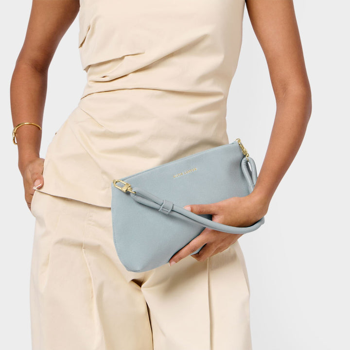 ASHA CLUTCH BLUE MIST SUEDETTE 16CM