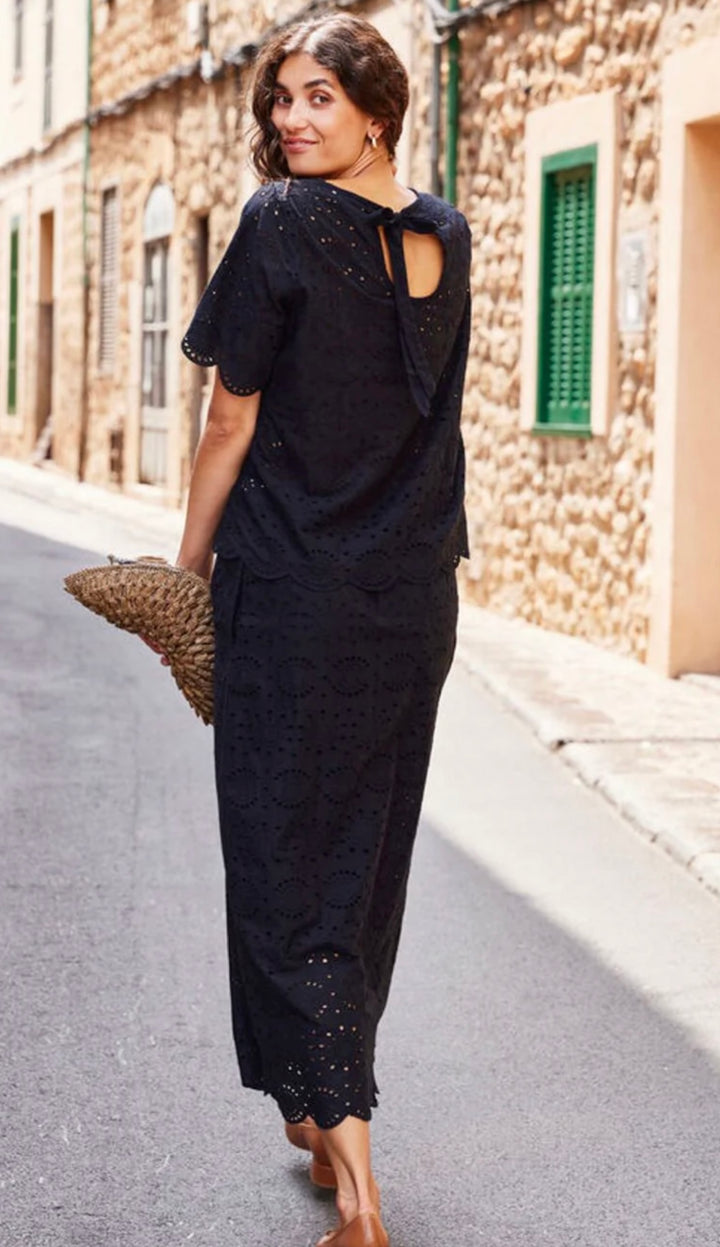 ANGIE BLOUSE BLACK