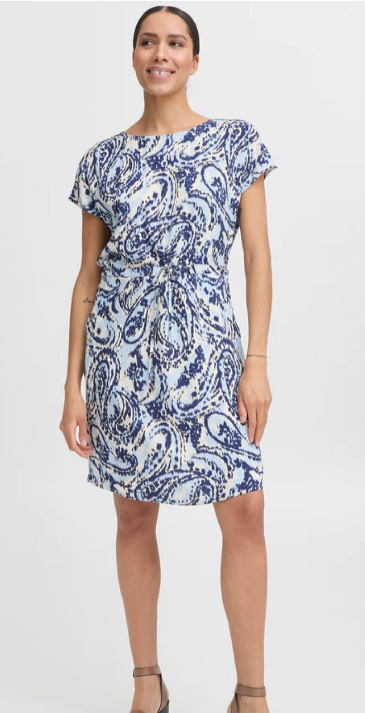 JOELLA ONECK DRESS BLUE PAISLEY
