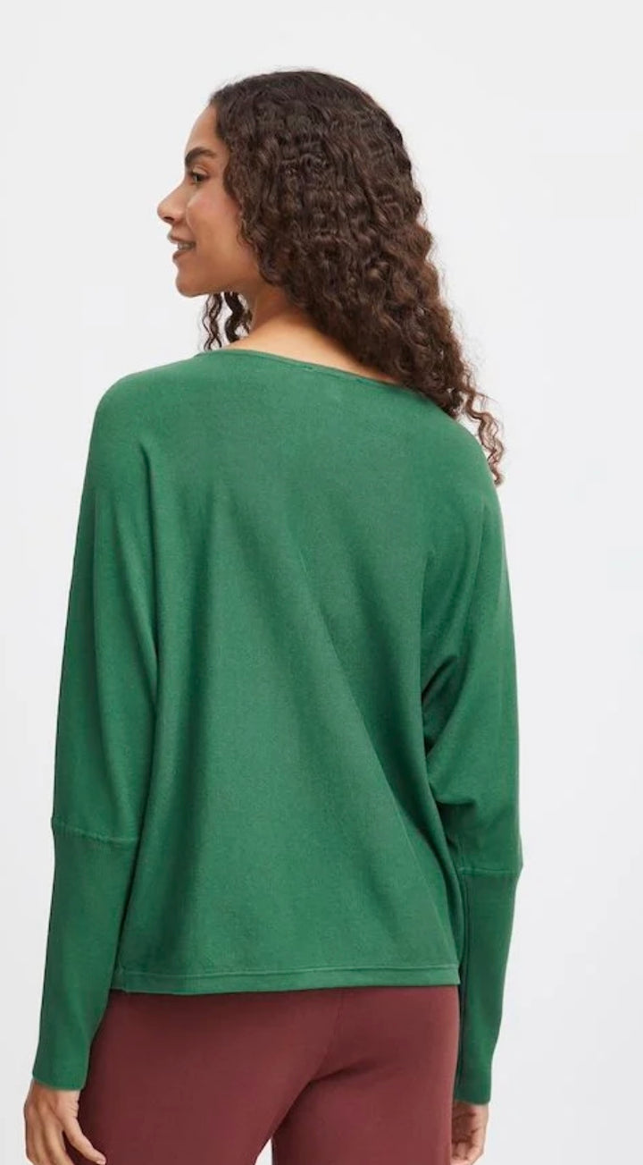 MMORLA BAT JUMPER FOILAGE GREEN