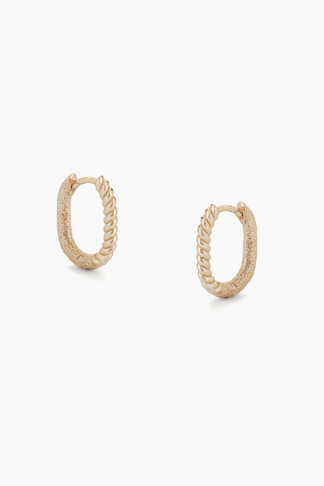 TWIST GOLD EARRINGS