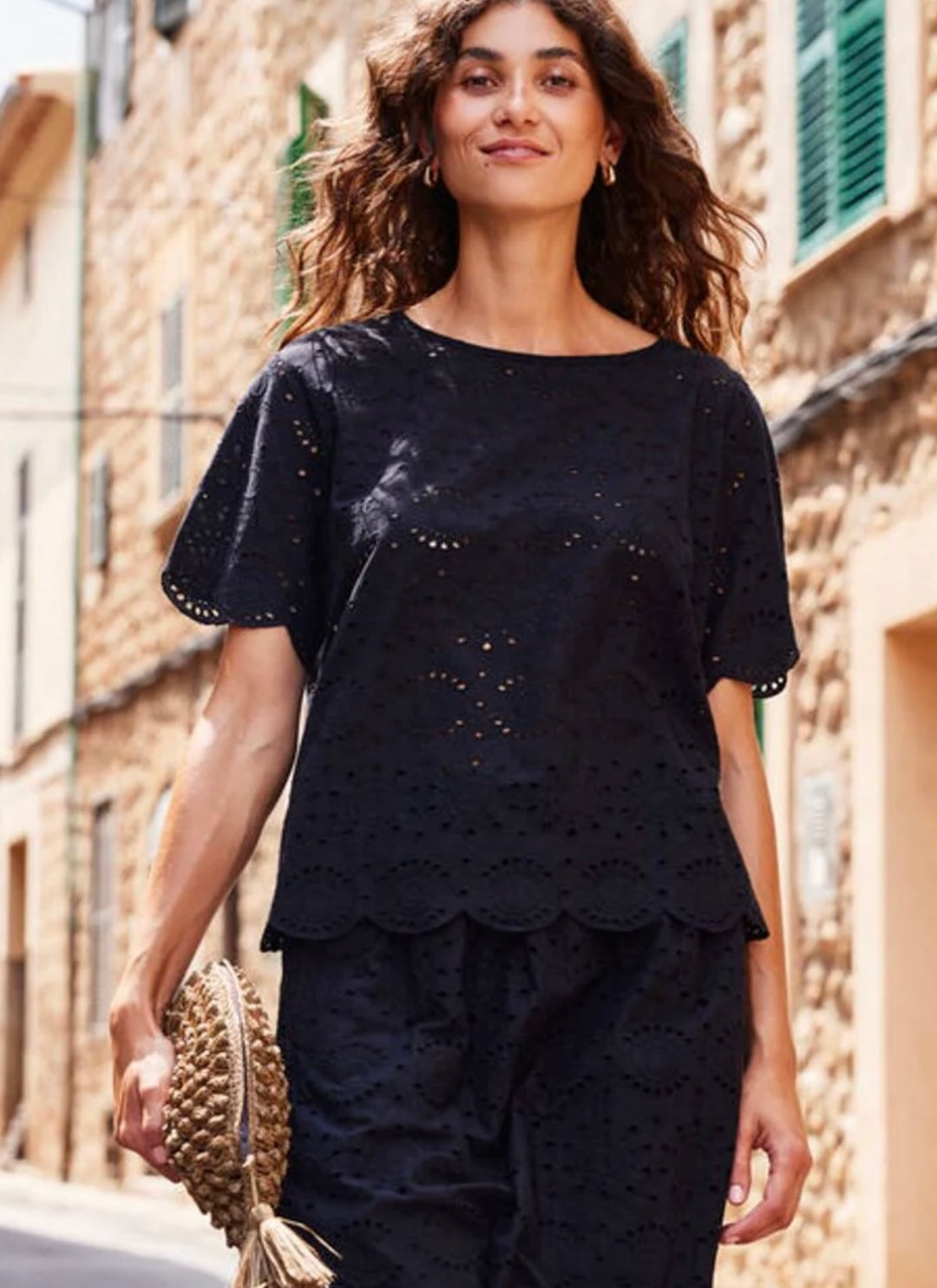 ANGIE BLOUSE BLACK