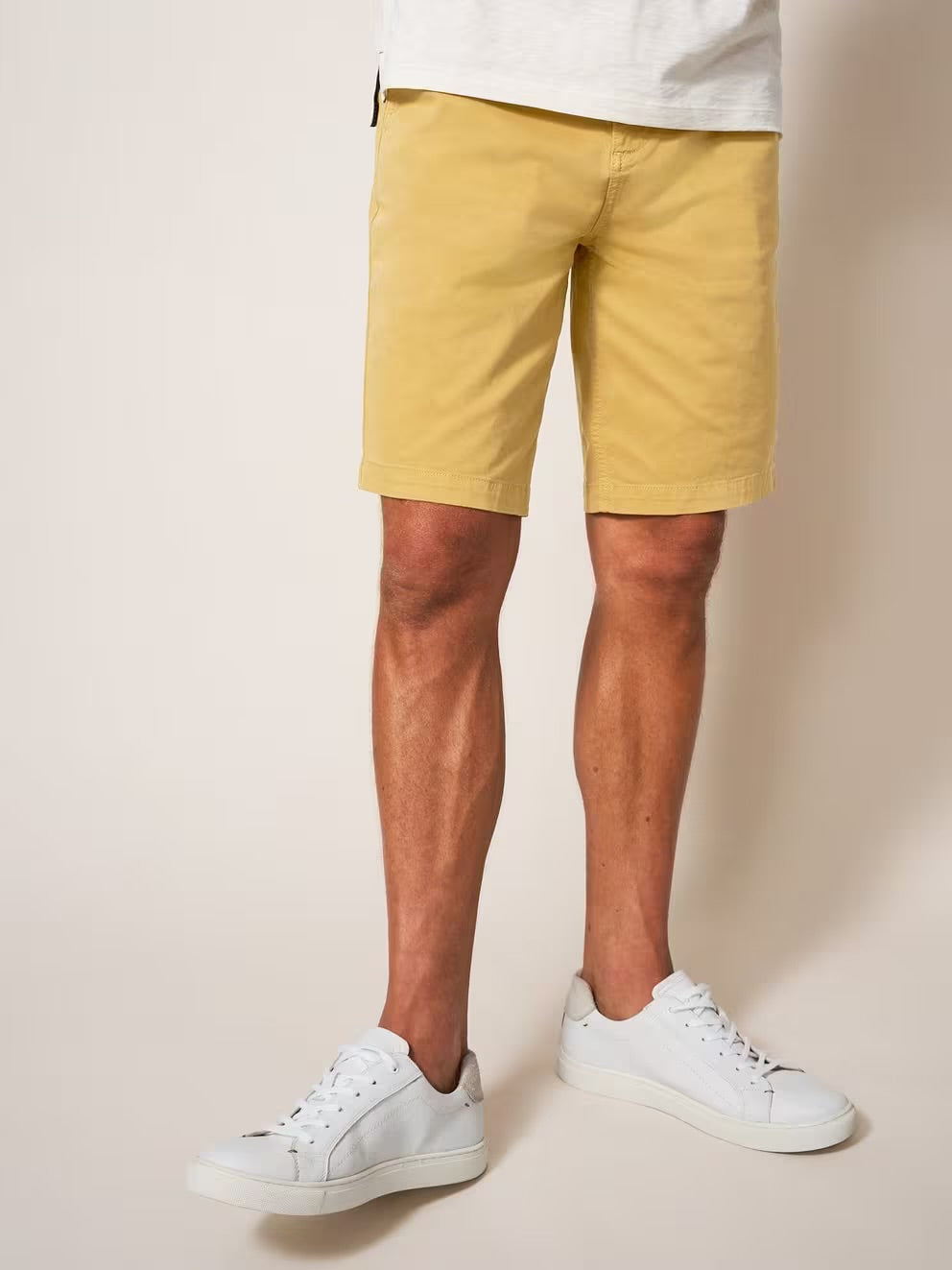 SUTTON ORGANIC CHINO SHORTS LIGHT YELLOW