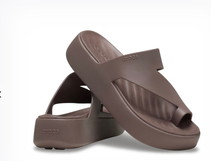 GETAWAY PLATFORM TOE LOOP TRUFFLE