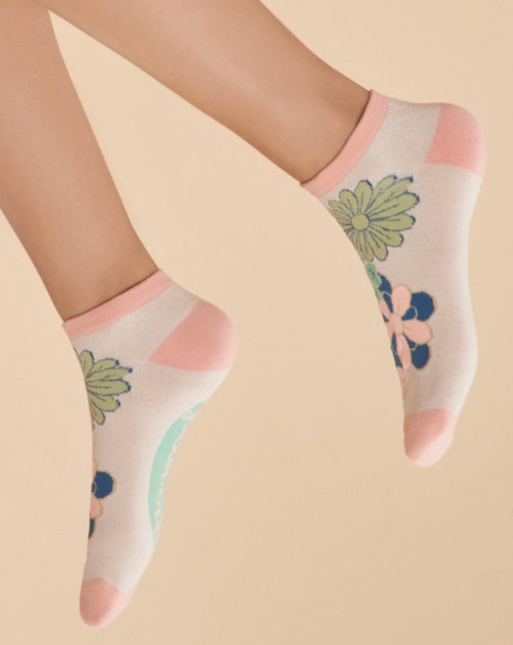 70s KALEIDOSCOPE COCONUT FLORAL TRAINER SOCKS