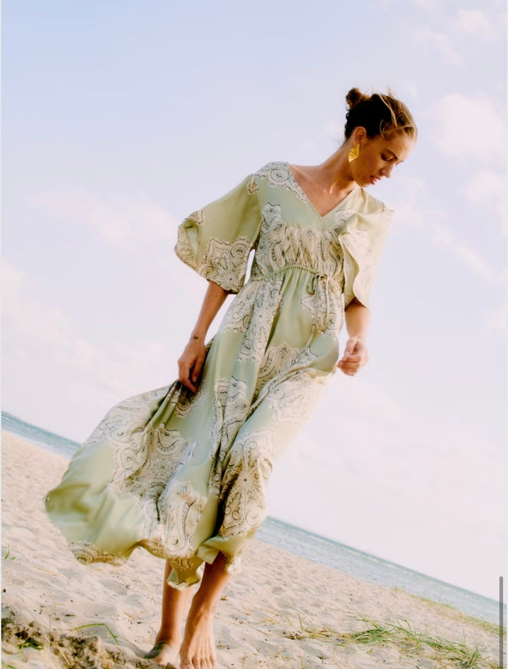 JANNIKE DRESS TEA PAISLEY MIX