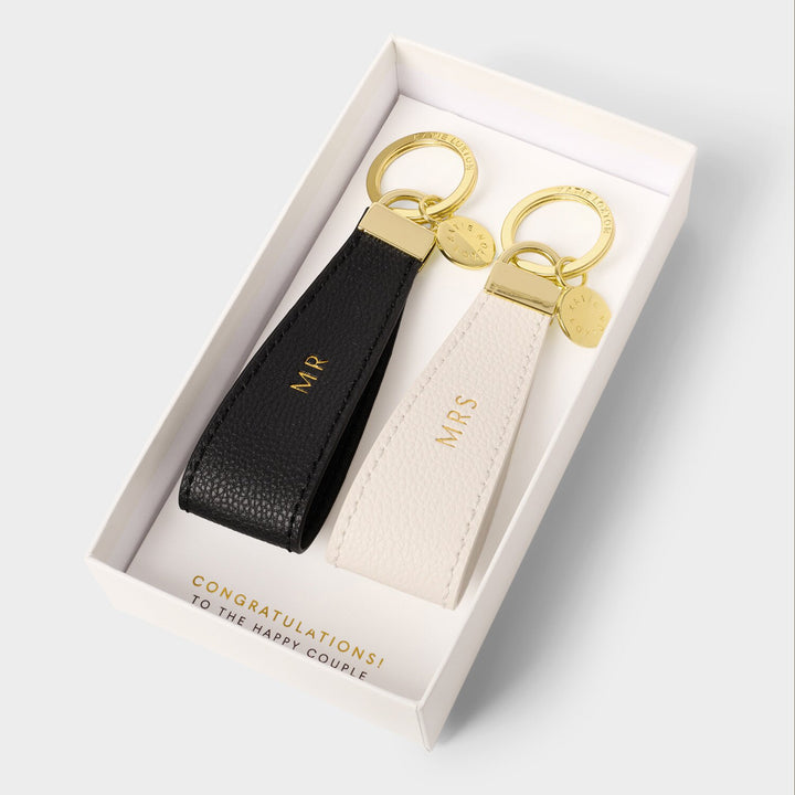 MR & MRS BOXED KEYRING OFF WHITE